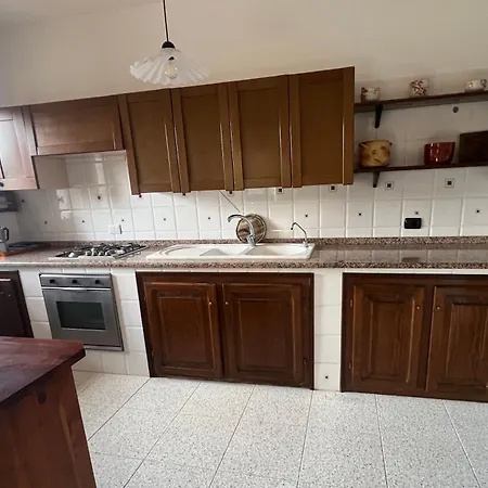 Casa Casteddina 度假居 索尔索