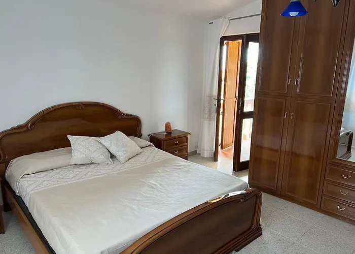 Casa Casteddina Nyaraló *